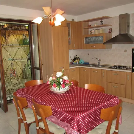Holiday home Lila *